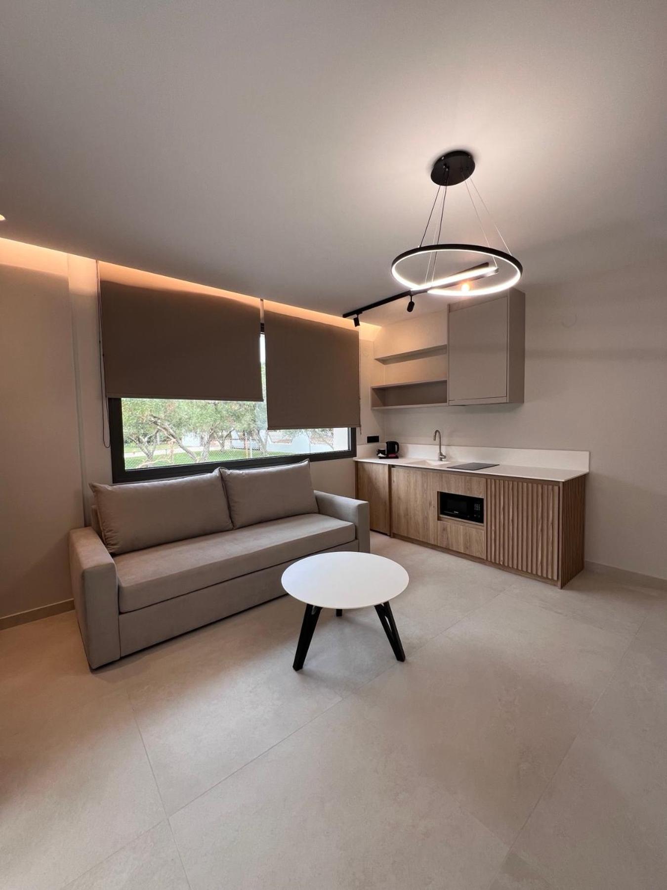 Sealuxe Living Aparthotel Nea Iraklitsa Ngoại thất bức ảnh