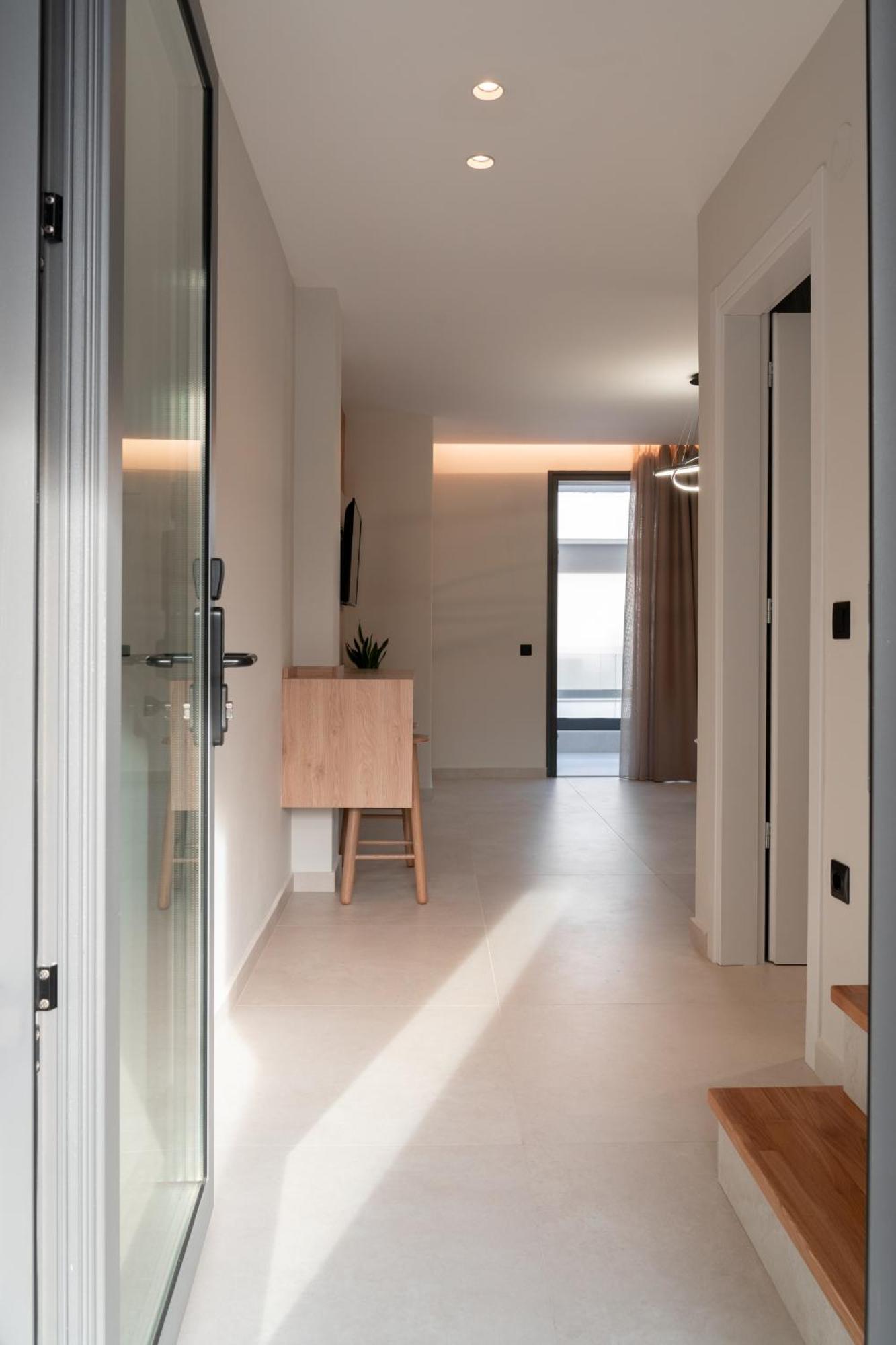 Sealuxe Living Aparthotel Nea Iraklitsa Ngoại thất bức ảnh
