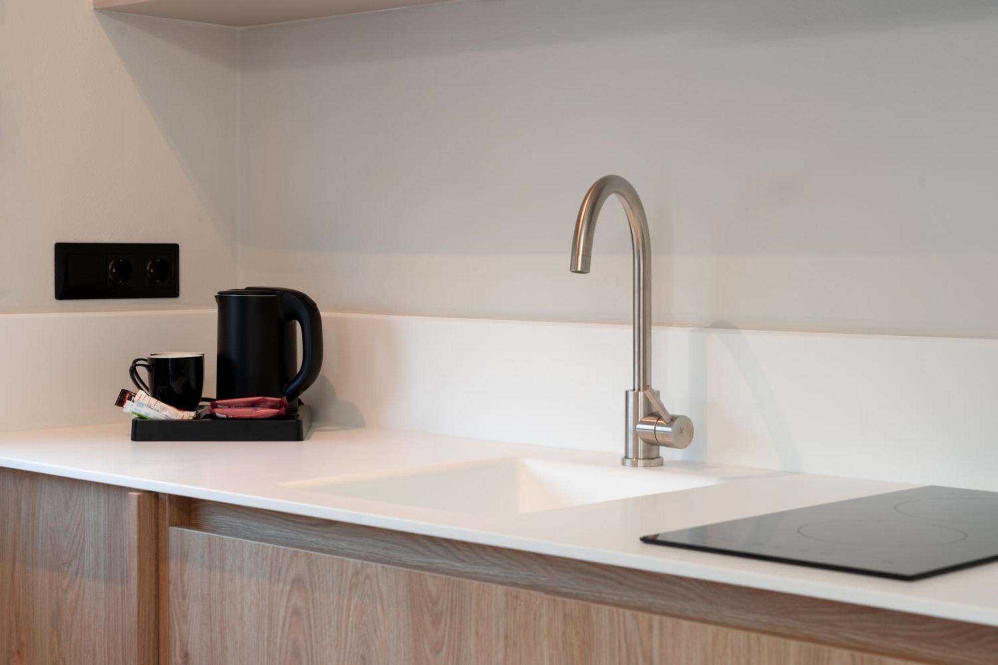 Sealuxe Living Aparthotel Nea Iraklitsa Ngoại thất bức ảnh